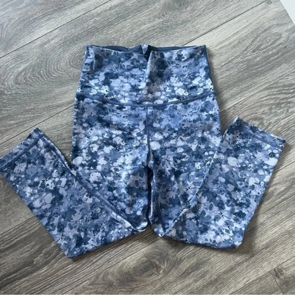 Run with the Waves Crop 21" - Picture 8 of 8